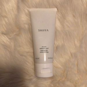 Shiffa Tri-Acid Radiance Peel(e 60 ml)(2.0 FL. OZ)